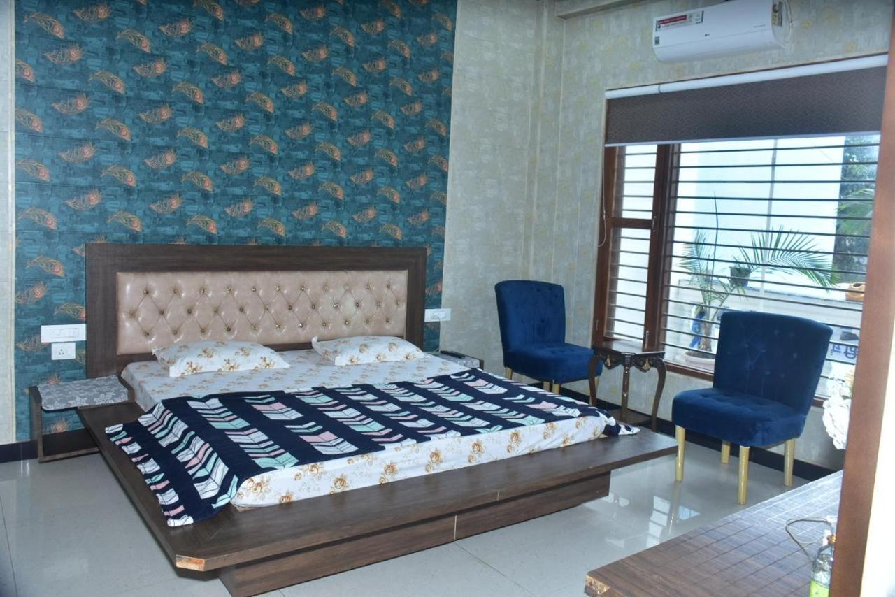 Shreshth Home Stay - Best Family Accommodation - 3Km From Har Ki Pauri, Haridwar, Uttarakhand Bagian luar foto