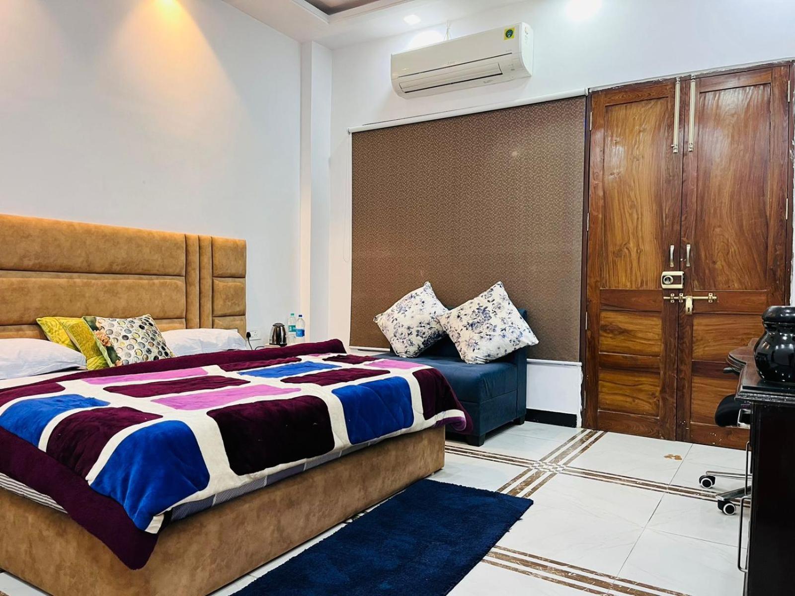 Shreshth Home Stay - Best Family Accommodation - 3Km From Har Ki Pauri, Haridwar, Uttarakhand Bagian luar foto