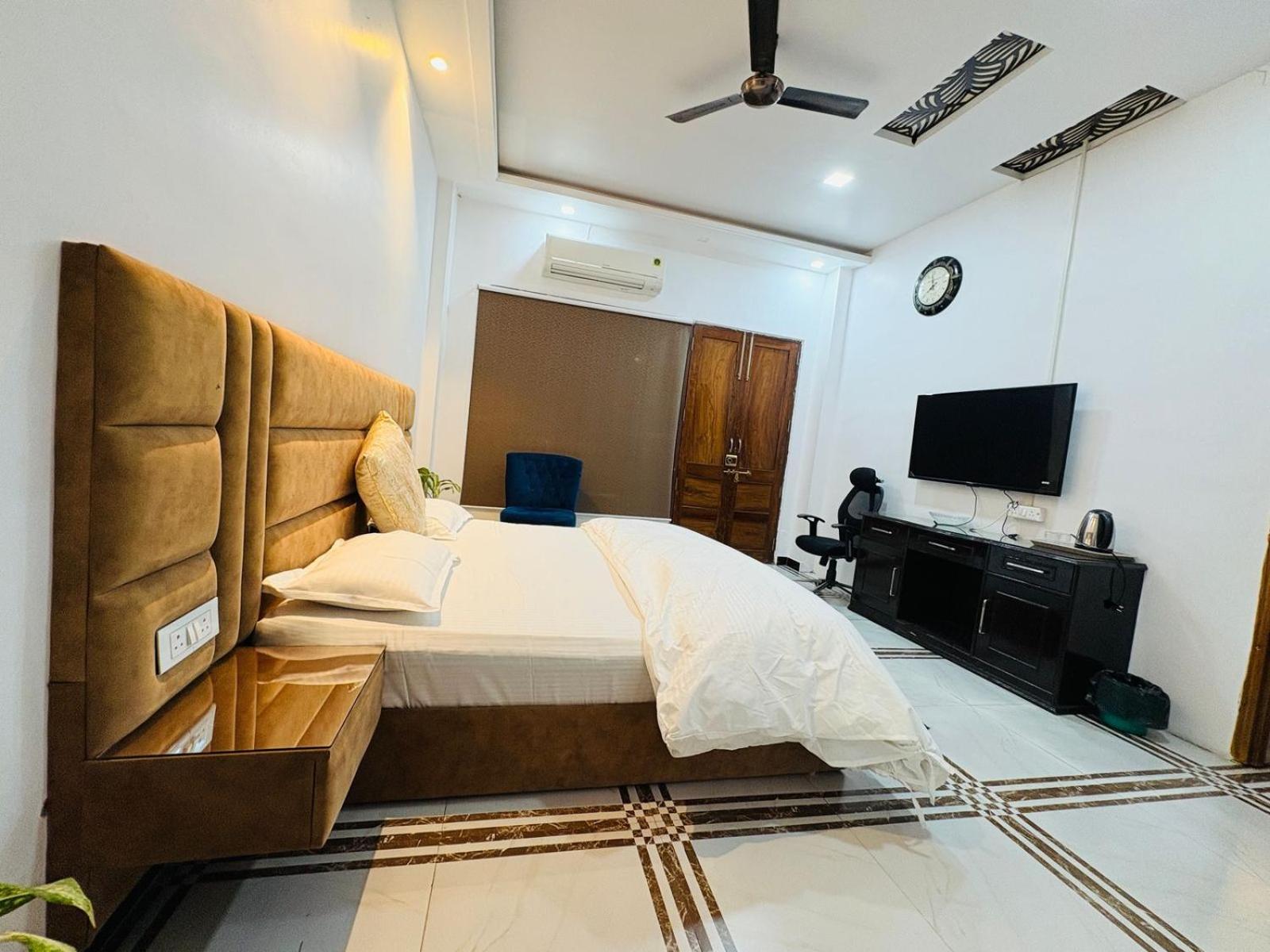 Shreshth Home Stay - Best Family Accommodation - 3Km From Har Ki Pauri, Haridwar, Uttarakhand Bagian luar foto