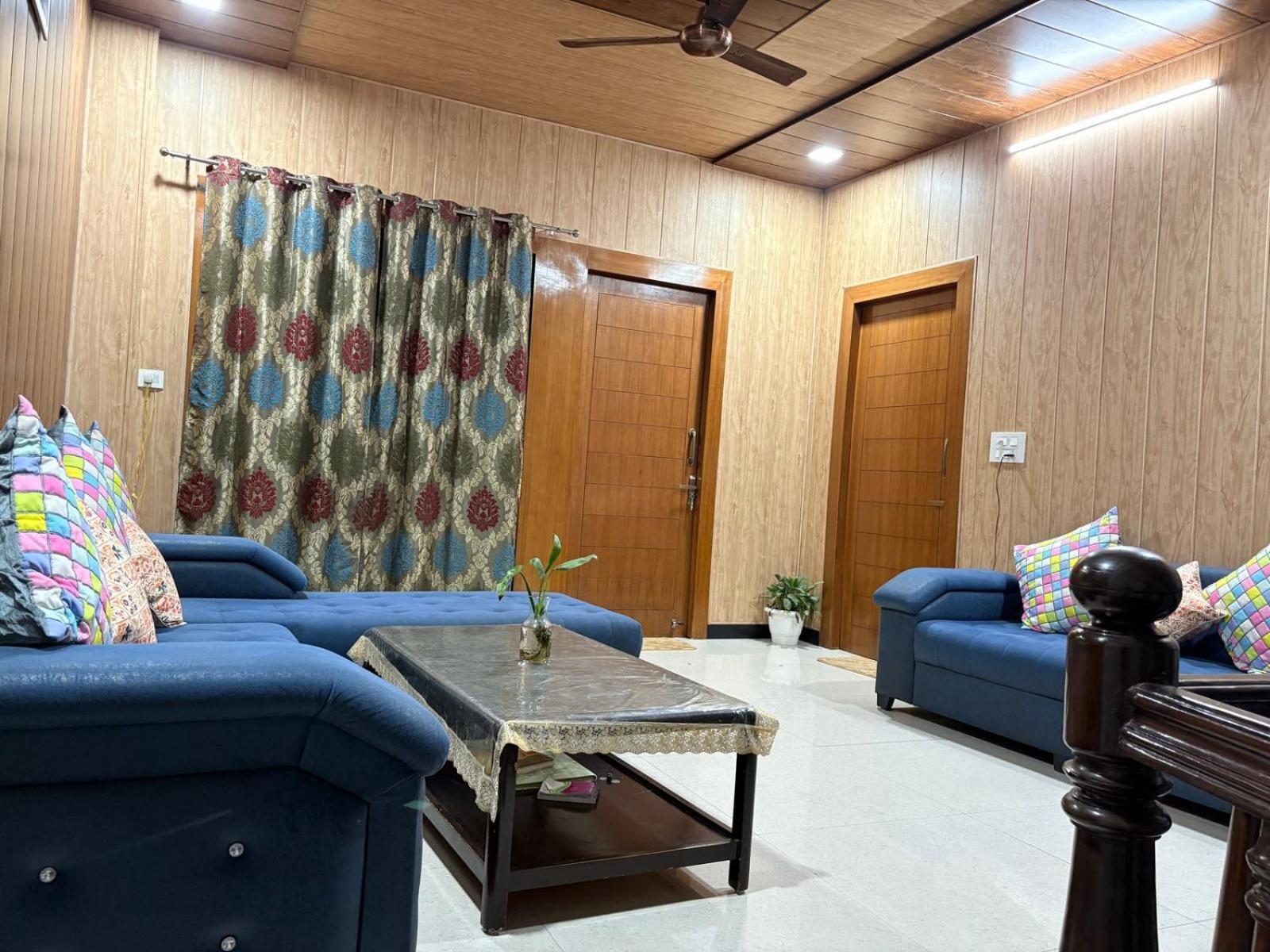 Shreshth Home Stay - Best Family Accommodation - 3Km From Har Ki Pauri, Haridwar, Uttarakhand Bagian luar foto